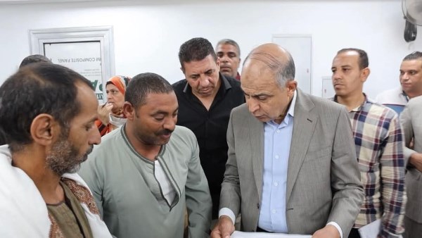 محافظ المنيا خلال الجوله 