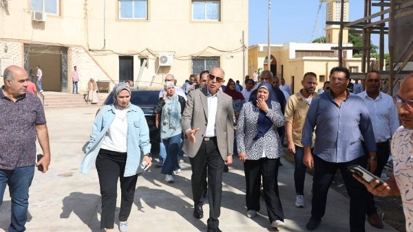 محافظ المنيا يتفقد الأعمال الإنشائية للمركز التكنولوجي ببني مزار