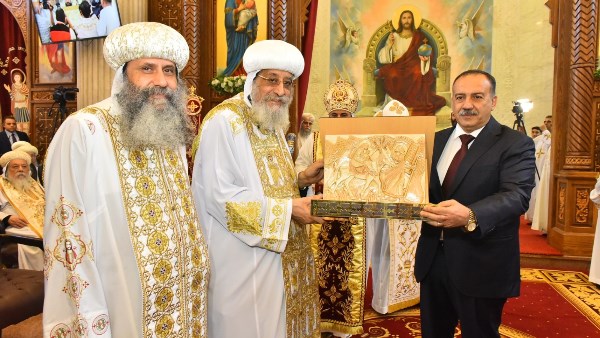 محافظ أسيوط يشارك البابا تواضروس الثاني في تدشين كاتدرائية مارمرقس بالدير المحرق بالقوصية