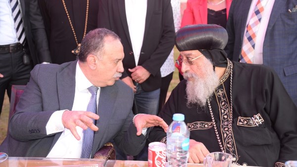 محافظ أسيوط يشارك قداسة البابا تواضروس في افتتاح "نادي الإيمان 2" بالوادي الأسيوطي