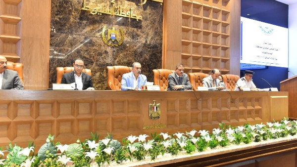 إجتماع المجلس التنفيذي بأسيوط 