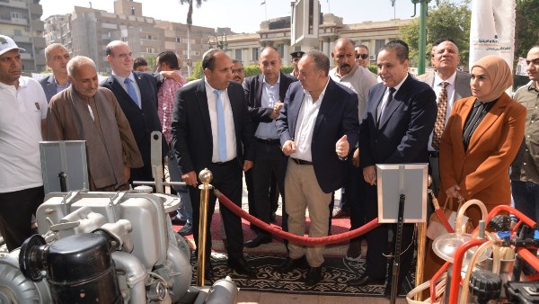 محافظ أسيوط يفتتح المعرض الزراعي الشامل بالتعاون مع الشركة المصرية للتنمية الزراعية والريفية محافظ أسيوط يفتتح المعرض الزراعي الشامل بالتعاون مع الشركة المصرية للتنمية الزراعية والريفية