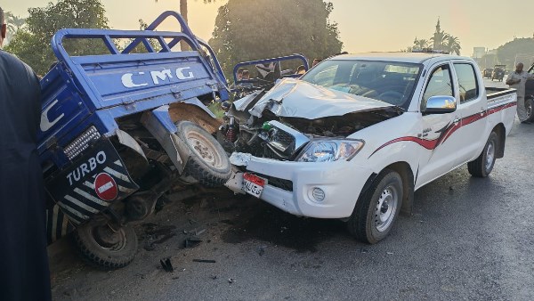 إصابة 3 أشخاص في تصادم سيارة ربع نقل وتروسكلين بأسيوط إصابة 3 أشخاص في تصادم سيارة ربع نقل وتروسكلين بأسيوط