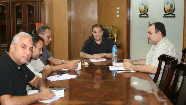 اجتماع جامعة جنوب الوادى 