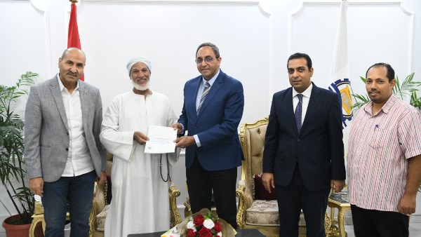 تسليم عقود التقنين
