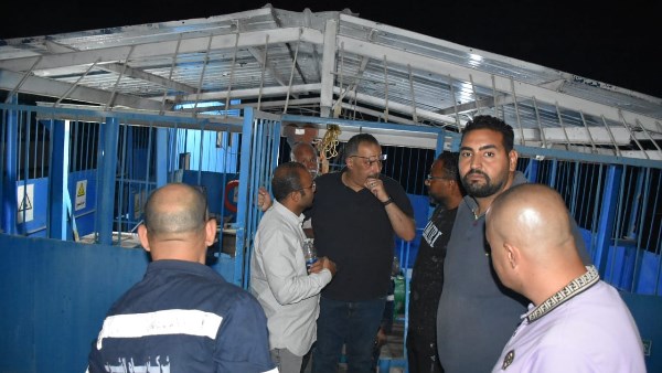 رئيس شركة مياه الشرب بالأقصر يتابع على أرض الواقع إصلاح عطل طارئ بمحطة الطود المدمجة