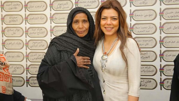 بمبادرة إنسانية.. النجمة ناهد السباعي تدعم محاربات سرطان الثدي في شهر أكتوبر الوردي بالأقصر