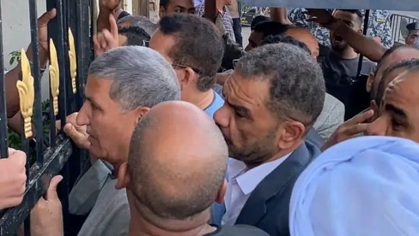 سباق على الرقم الأول.. تزاحم المرشحين أمام محكمة الأقصر مع انطلاق ماراثون الترشح للنواب