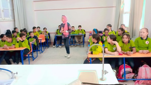 جامعة الأقصر تطلق حملة "لا للإدمان" لتوعية طلاب المدارس بمخاطر السلوكيات السلبية