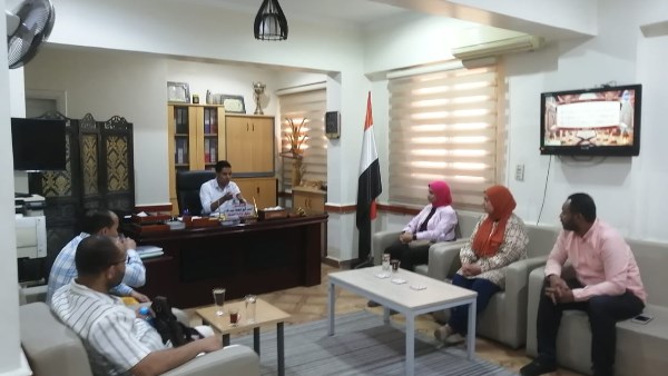 الصحة بالأقصر تناقش مع وفد الوزارة التحديات في ملف الفيروسات الكبدية وتستعرض إنجازات التطعيمات الصحة بالأقصر تناقش مع وفد الوزارة التحديات في ملف الفيروسات الكبدية وتستعرض إنجازات التطعيمات