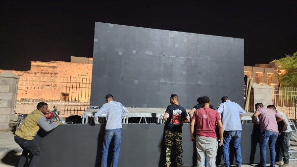 الأقصر تبدأ تجهيز شاشات عرض بميدان أبو الحجاج لنقل احتفالية افتتاح المتحف المصري الكبير غداً