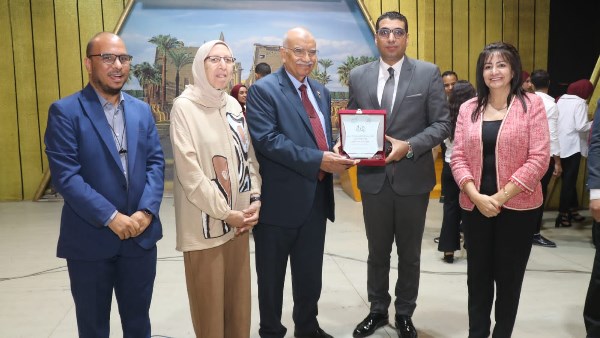 جمعية انا مصرى تنظم احتفالية كبرى بمناسبة الذكرى الـ52 لانتصارات أكتوبر جمعية انا مصرى تنظم احتفالية كبرى بمناسبة الذكرى الـ52 لانتصارات أكتوبر