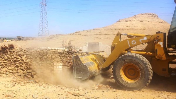 إزالة التعديات بأسوان