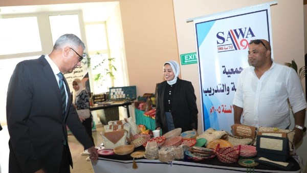 جولة محافظ أسوان