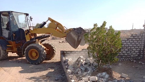 إزالة التعديات بأسوان