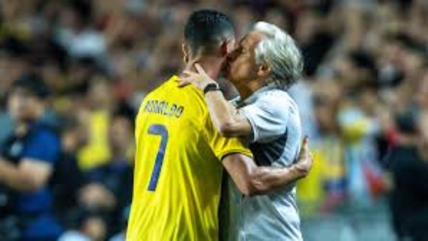 مدرب النصر السعودي يكشف سبب استبعاد رونالدو من مواجهة جوا الهندي