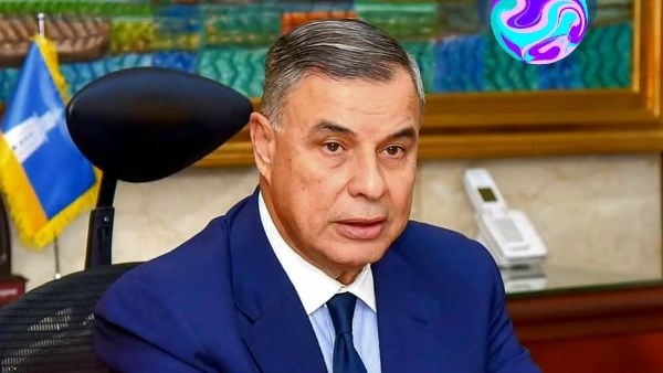 الفريق أحمد خالد