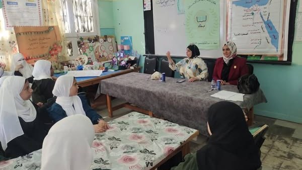 ازهر مطروح خلال الندوة