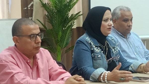 مدير تعليم مطروح  خلال الاجتماع