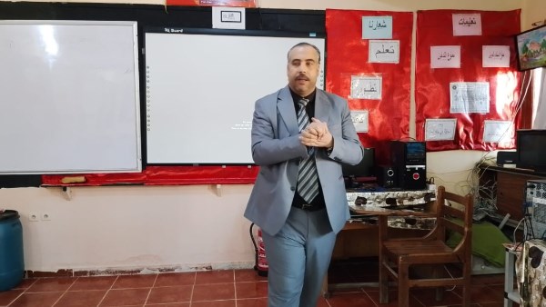 الندوة  الندوة