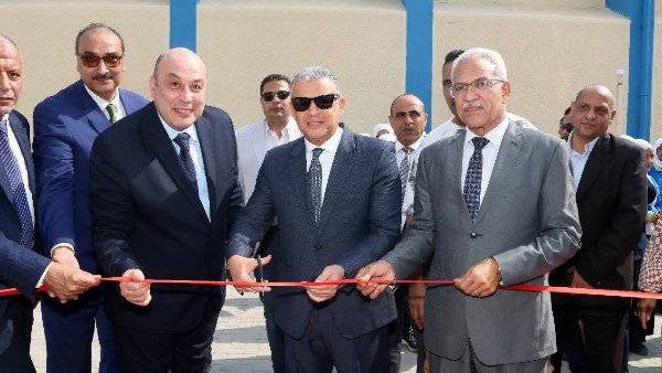 الافتتاح  الافتتاح