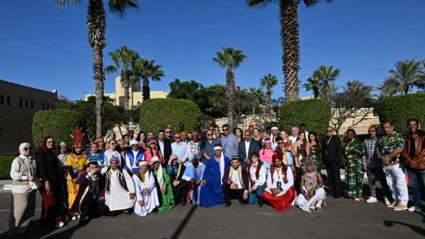 خلال اللقاء  خلال اللقاء