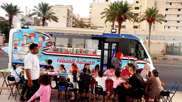 العربات المتنقلة لمكتبة مصر