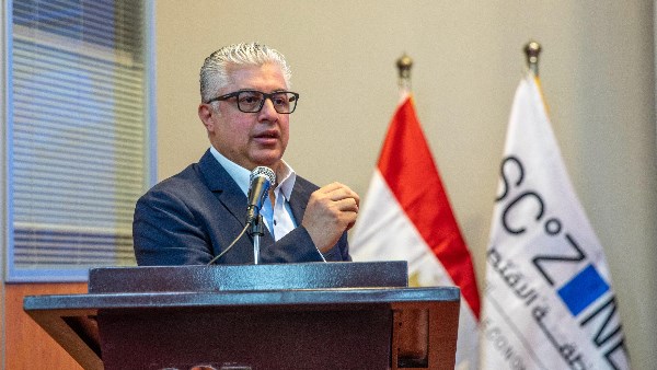 جمال الدين: نعمل على تطوير الإجراءات الجمركية بجميع مواني اقتصادية قناة السويس تحقيقًا للريادة الدولية