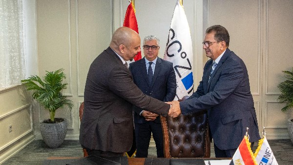 رئيس اقتصادية قناة السويس يشهد توقيع عقد مشروع شركة بيمك إيميجينغ (BMEC Imaging) للتكنولوجيا الطبية 