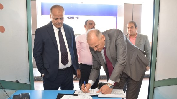 رئيس الإدارة المركزية للتعليم بمصروفات ووكيل تعليم بورسعيد يتفقدان عددا من مدارس المحافظة