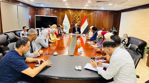 رئيس رعاية بورسعيد الصحية يتابع أعمال التشغيل والتطوير