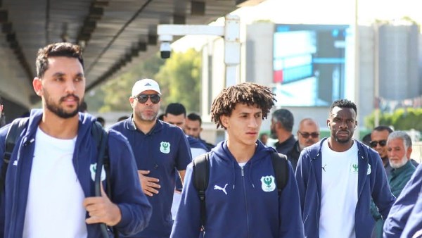 بعثة المصري تصل مطار معتيقة استعدادًا لملاقاة الاتحاد الليبي بالكونفيدرالية