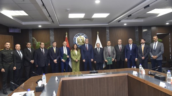 محافظ بورسعيد المشروع الجديد سيتم تطبيقه في منطقة " الحظائر" بالقابوطي محافظ بورسعيد المشروع الجديد سيتم تطبيقه في منطقة " الحظائر" بالقابوطي
