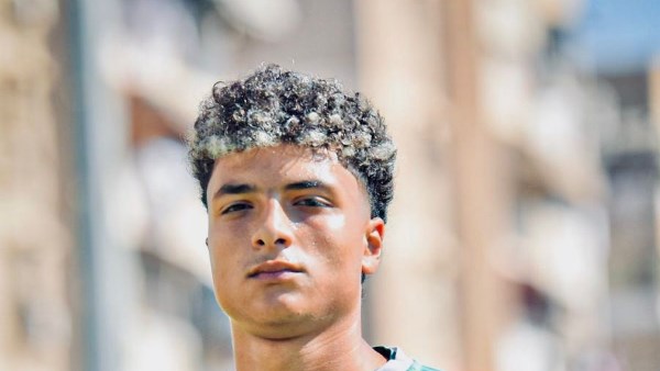 تصعيد  صالح فريد  مهاجم فريق شباب المصري 2005  للتدريب مع الفريق الأول تصعيد  صالح فريد  مهاجم فريق شباب المصري 2005  للتدريب مع الفريق الأول