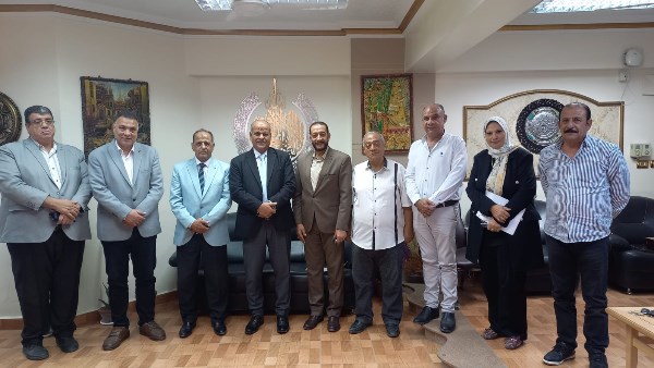 وكيل تعليم بورسعيد يستقبل مجلس الأمناء والآباء والمعلمين لمناقشة مستجدات العملية التعليمية|صور وكيل تعليم بورسعيد يستقبل مجلس الأمناء والآباء والمعلمين لمناقشة مستجدات العملية التعليمية|صور