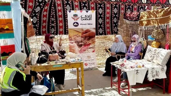 ايادى مصر ايادى مصر