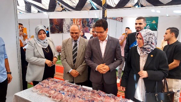 جانب من الافتتاح 
