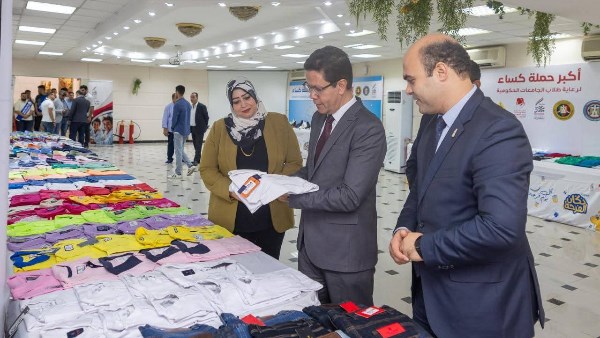 جانب من الافتتاح 