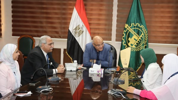 جانب من الاجتماع  جانب من الاجتماع
