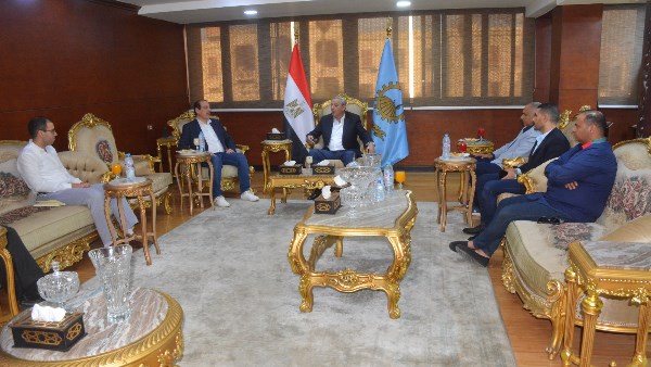 محافظ الغربية 