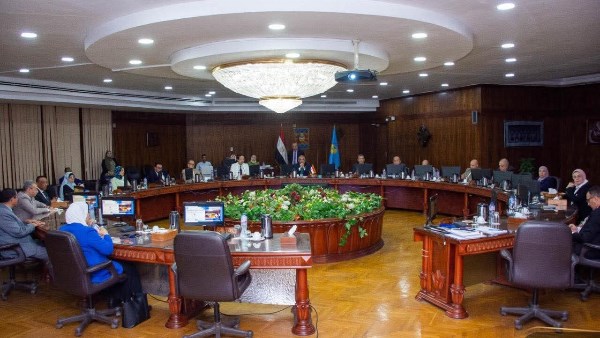 ترقية 34 عضواً بهيئة التدريس وتعيين 20 مدرسا بجامعة طنطا