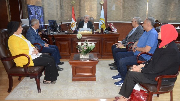 محافظ الغربية 