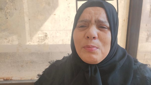 والدة الشاب أحمد مرجان 