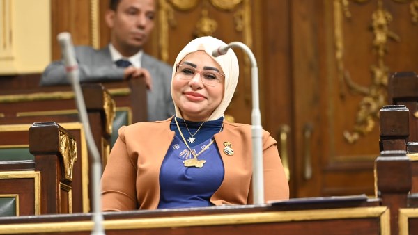 النائبة هند حازم النائبة هند حازم