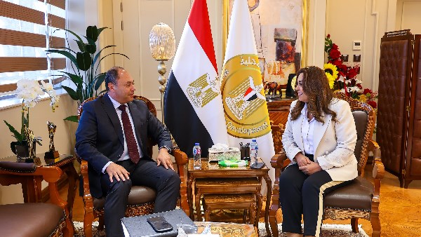 وزيرة التنمية المحلية 