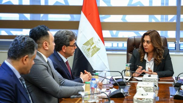 وزيرة التنمية المحلية 