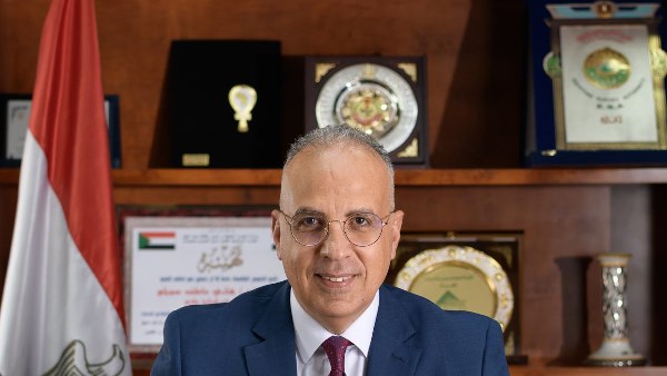 وزير الري