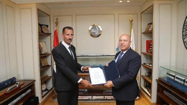 لقاء اليوم 