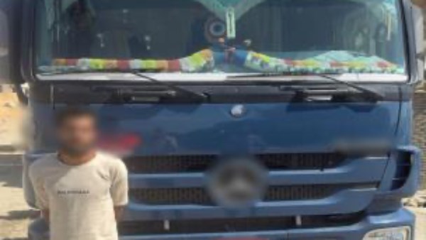 الولد مات.. القبض على سائق نقل ثقيل دهس شخصا ونجليه بالبساتين