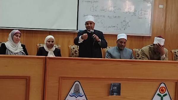 جانب من الملتقى جانب من الملتقى